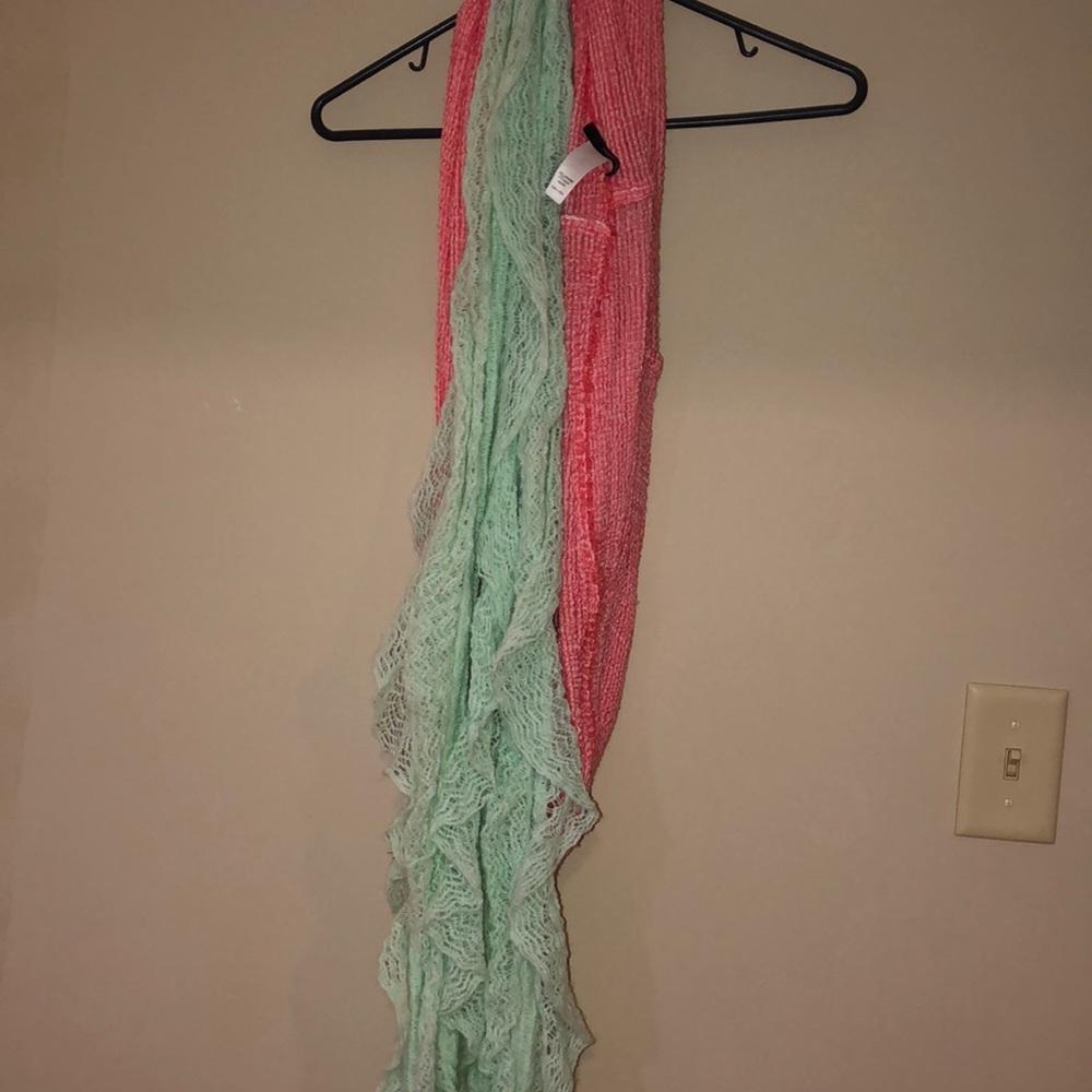 scarfs